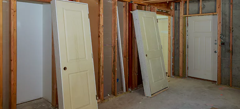 Heavy Duty Sliding Door in Uptown Core, ON