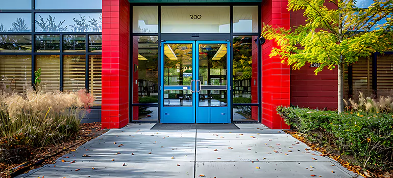 Roll Up Storefront Doors in Uptown Core, ON
