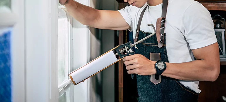 Window Caulking Contractor in Oakville, ON