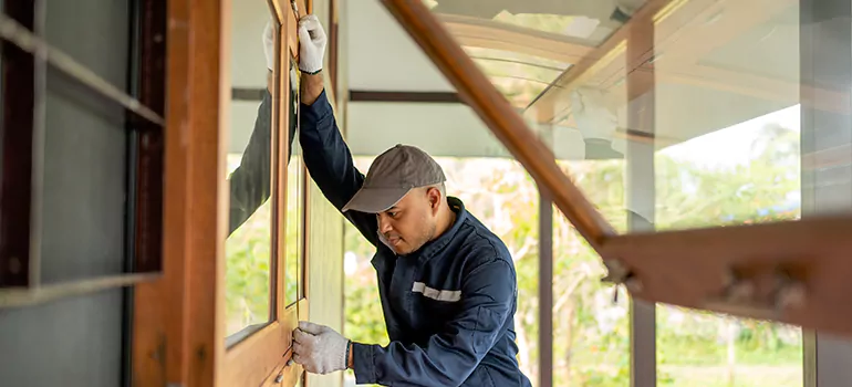 Energy-efficient Window Insulation in Uptown Core, ON