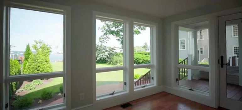 Double-hung Window Repair in Uptown Core, ON